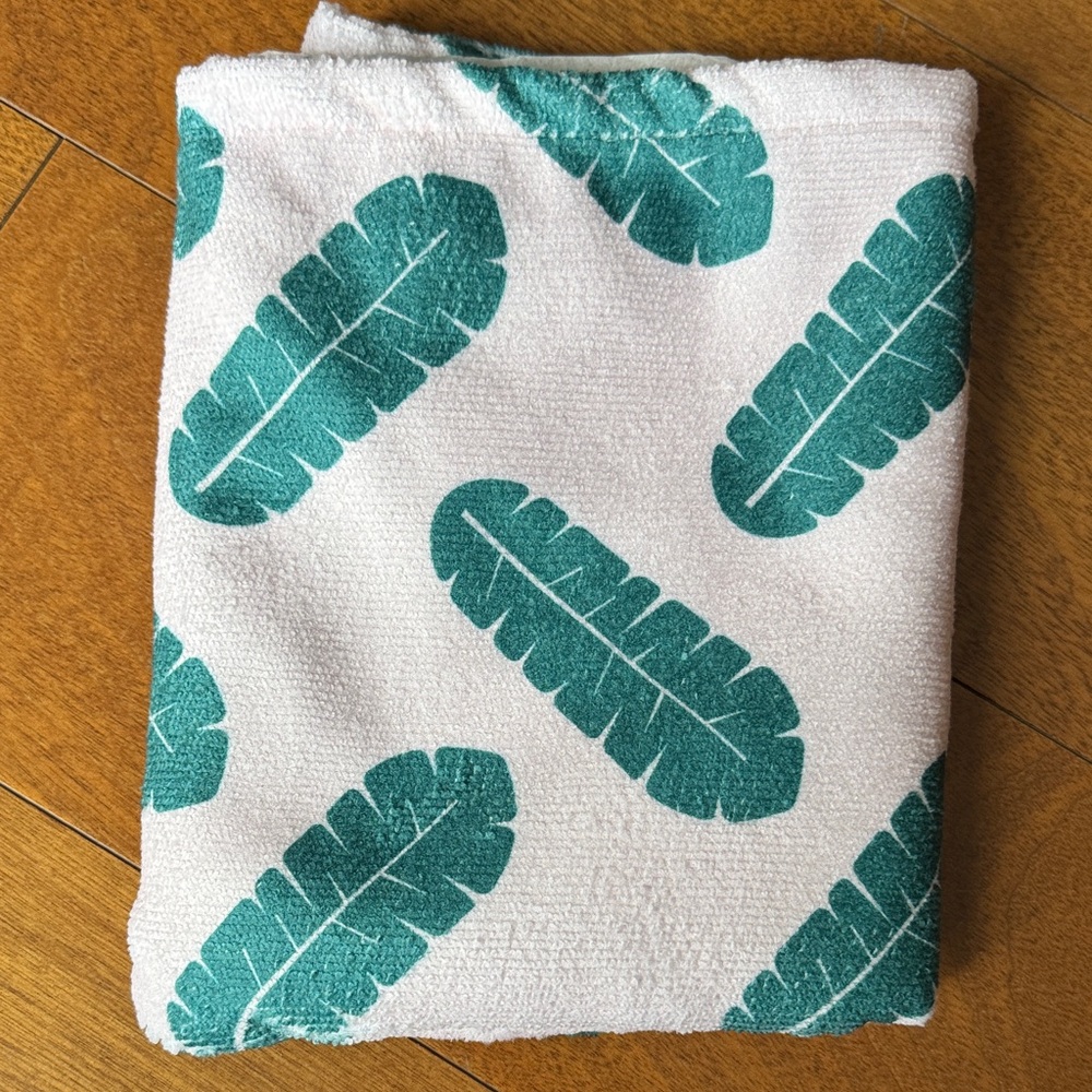 Coco & Eve.NWT Microfiber Hair Towel Wrap - Green